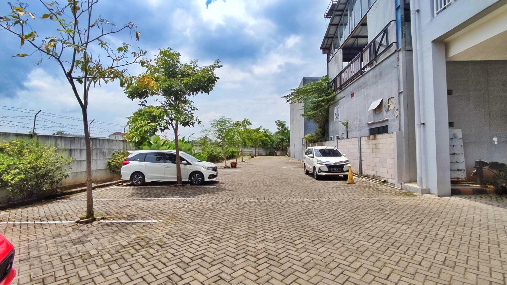 Votel Hotel Charis Tuban Tuban  Zewnętrze zdjęcie